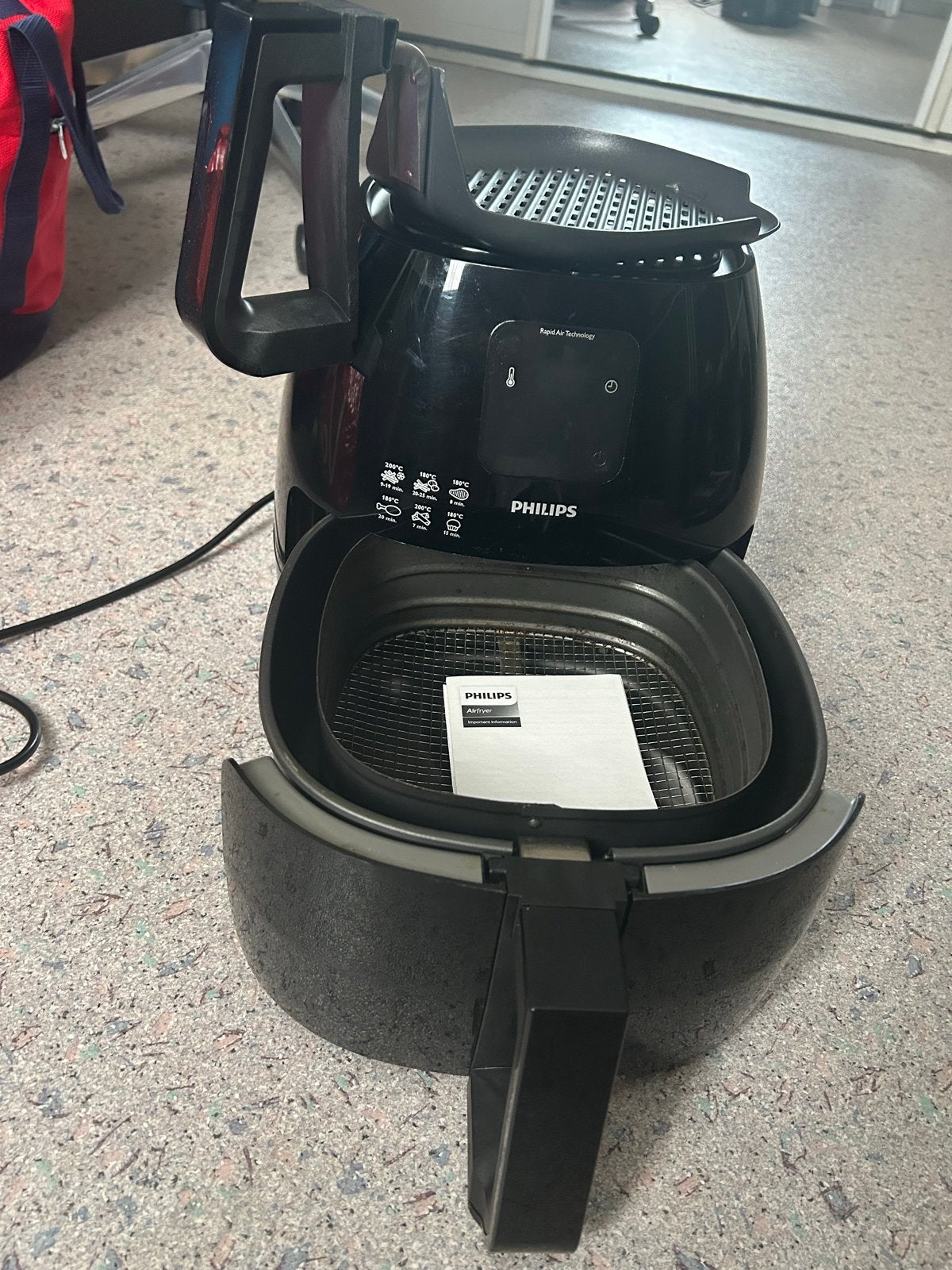 Philips Airfryer - Zo goed als nieuw met boekje, Ophalen of Verzenden, Zo goed als nieuw, Airfryer