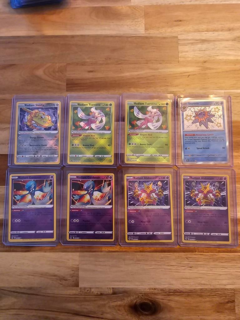 Pokémon Radiant kaarten - Set van 8, Ophalen of Verzenden, Zo goed als nieuw, Meerdere kaarten, Foil