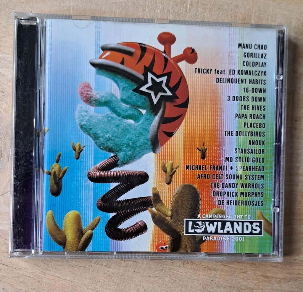 Lowlands Paradise 2001, Ophalen of Verzenden, Gebruikt, Overige genres