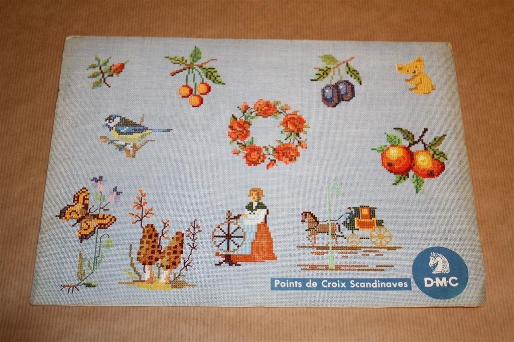 Prachtig borduuralum - Points de Croix Scandinaves, Ophalen of Verzenden, Gelezen, Tekenen en Schilderen