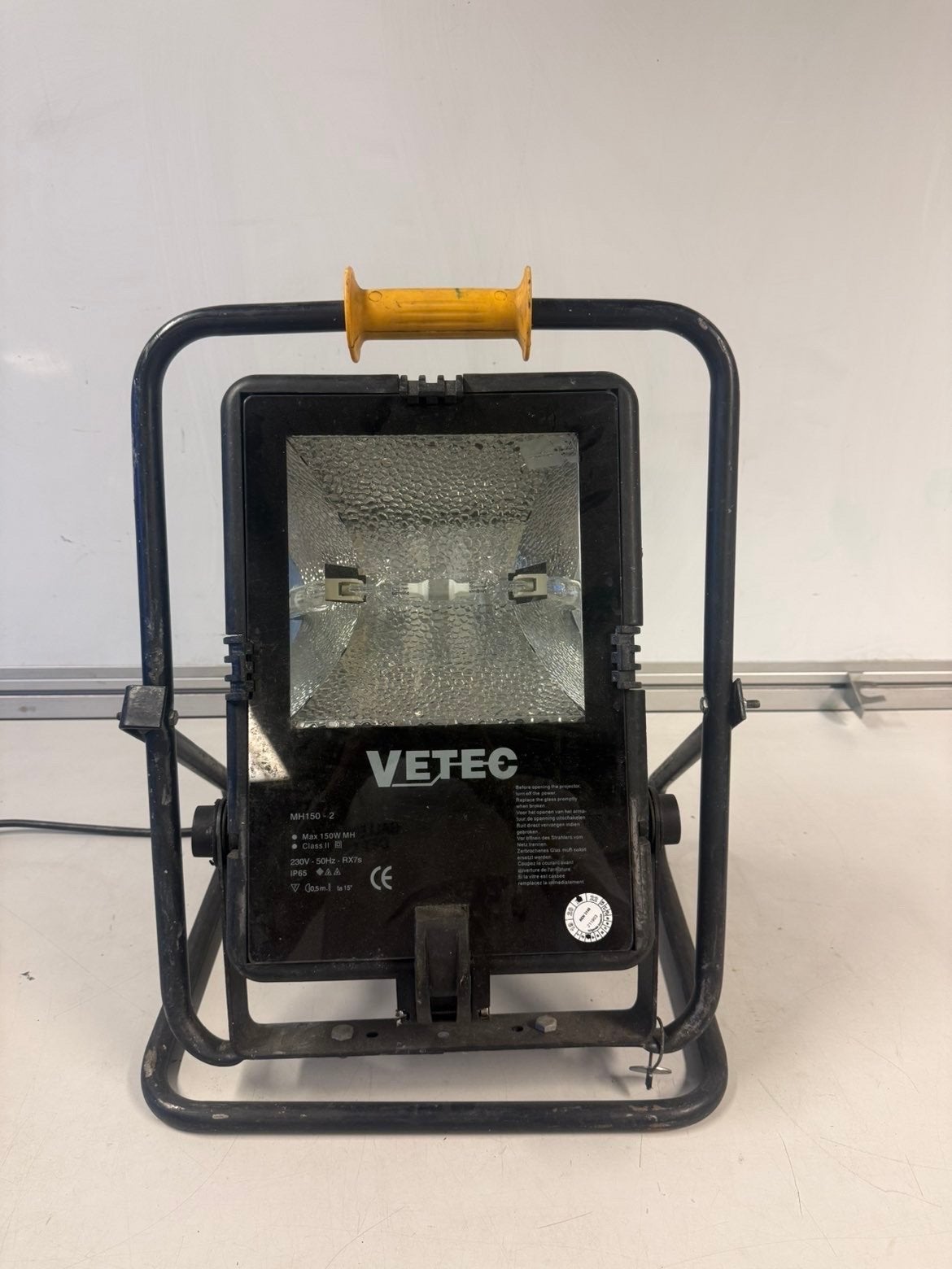 VETEC Bouwlamp / Halogeenlamp met standaard, Ophalen, Gebruikt, Met statief, Lamp met armatuur
