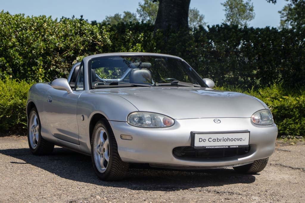 Mazda MX-5 NB 1.8l Highlight Silver Metallic, Achterwielaandrijving, Gebruikt, Zwart, 4 cilinders