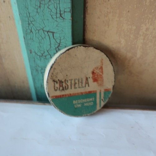 Blikje Castella beschermt uw huid creme origineel brocante, Antiek en Kunst, Ophalen of Verzenden