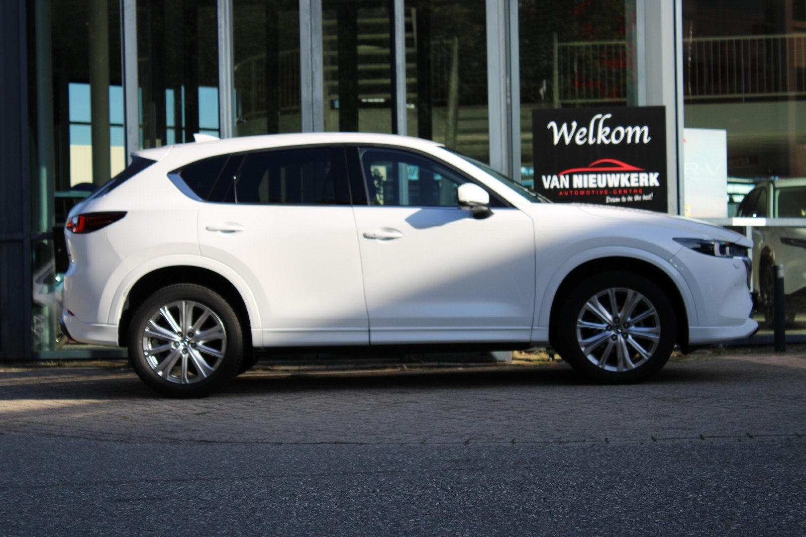 Mazda Cx-5 2.0 SKYACTIV-G 165pk 2WD Aut Takumi | Sunroof, sc, Auto's, Gebruikt, Euro 6, 4 cilinders, Wit