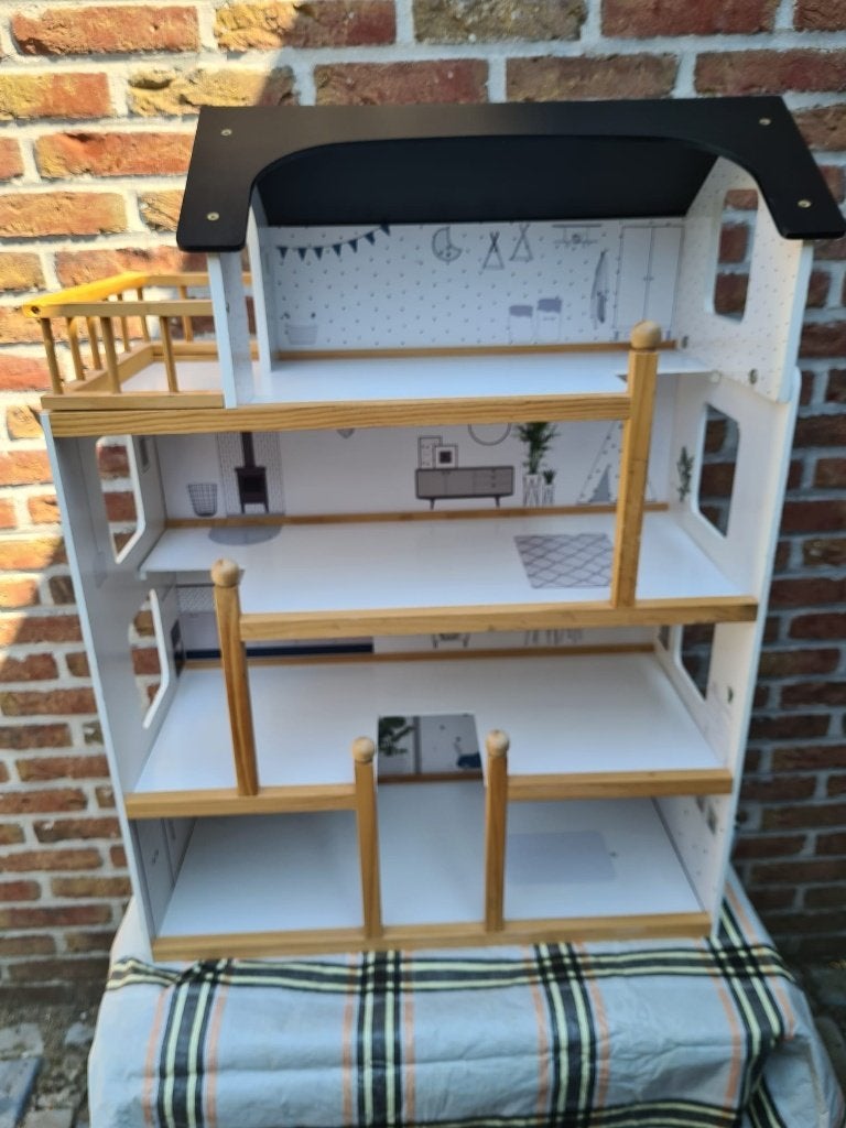 Poppenhuis Petite Amélie, Ophalen, Gebruikt, Poppenhuis