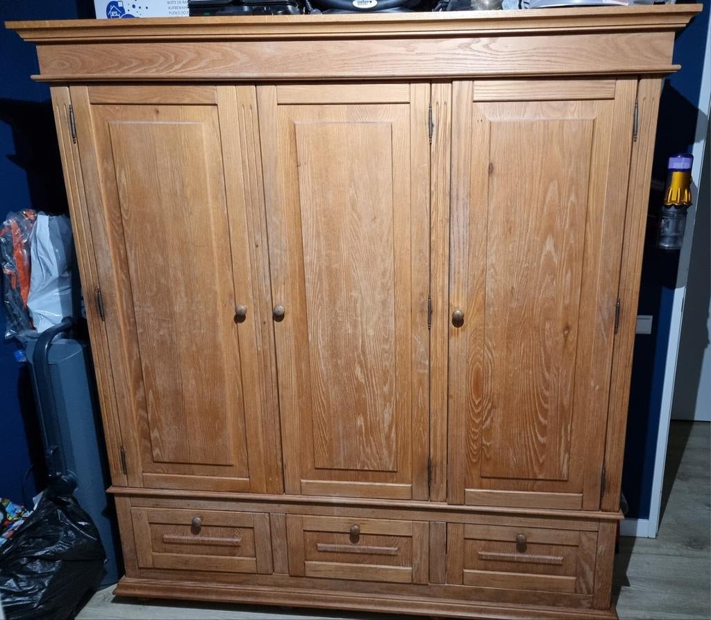 Grote massieve houten kast - handgemaakt en demontabel, Huis en Inrichting, Gebruikt, Met deur(en), 200 cm of meer, 150 tot 200 cm
