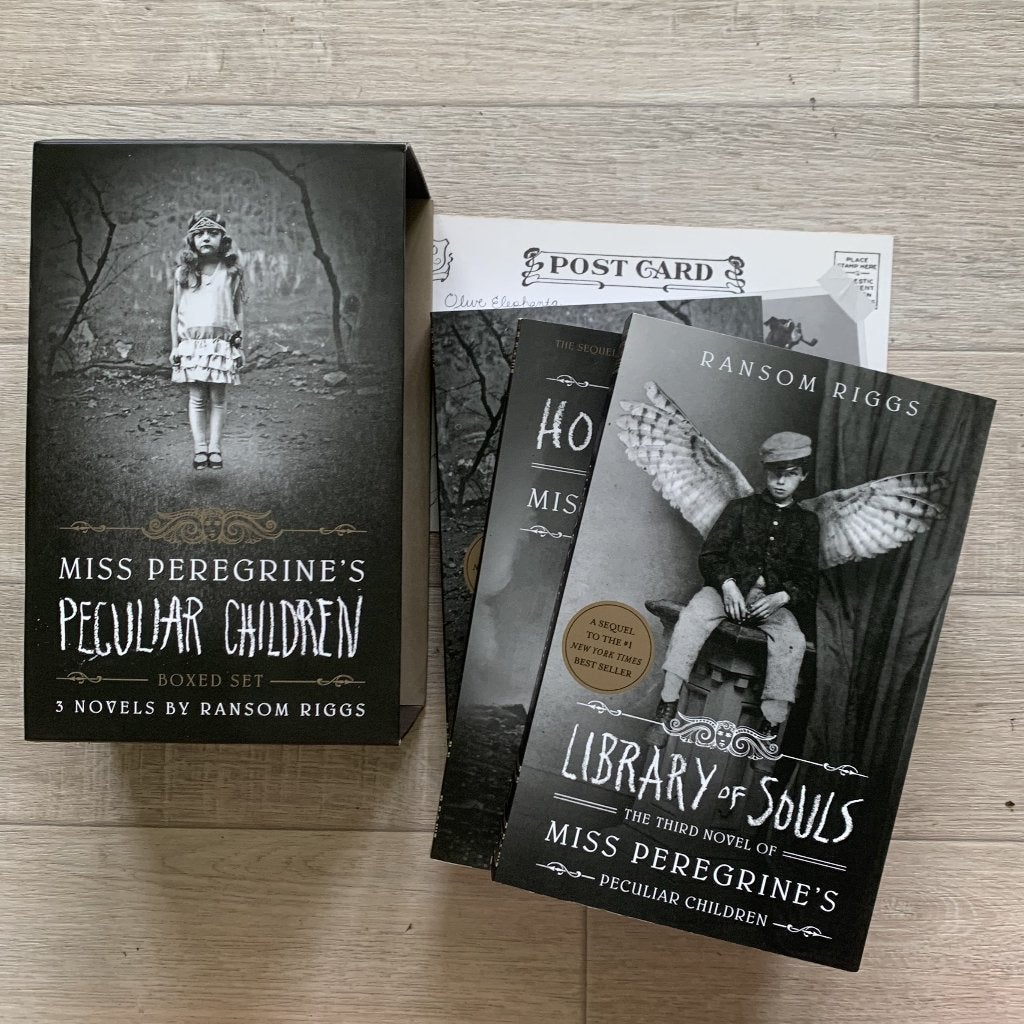 Miss Peregrine’s Peculiar Children – Ransom Riggs – Box, Ophalen of Verzenden, Zo goed als nieuw