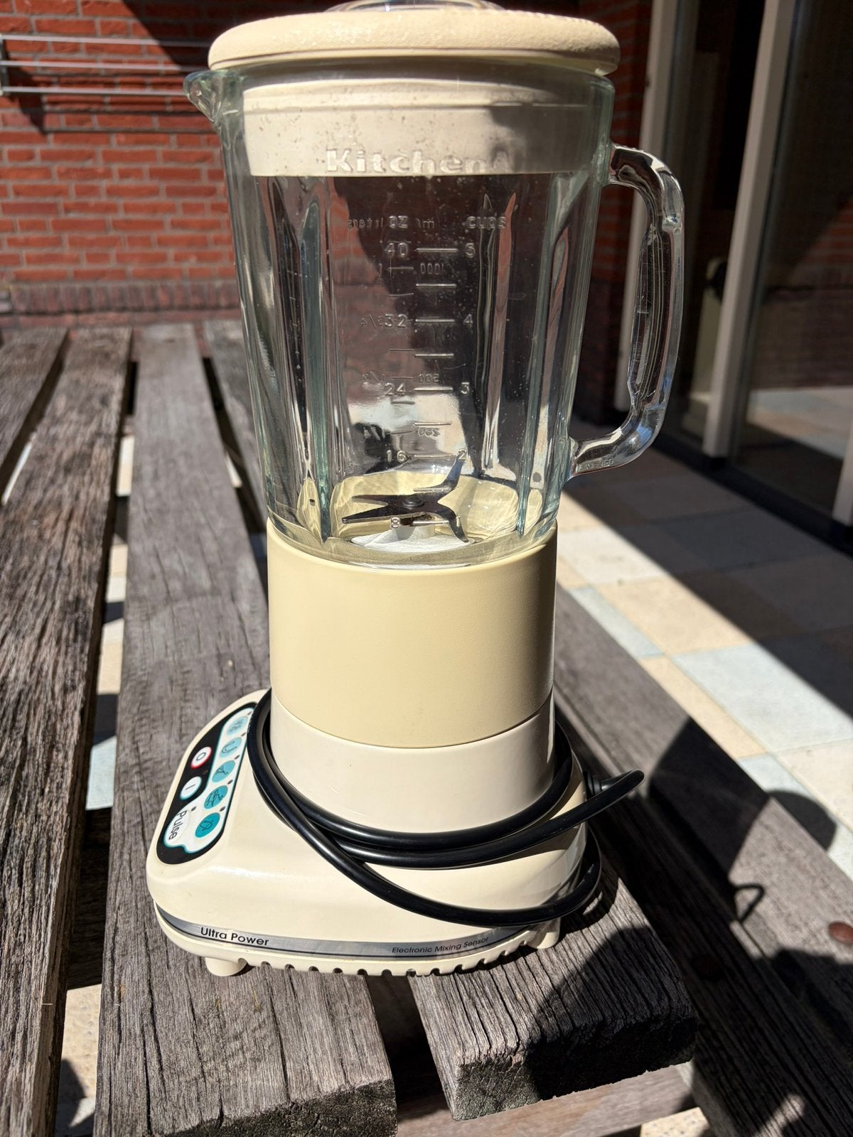 Kitchen Aid blender amandelkleur in nette staat, Ophalen of Verzenden, Gebruikt, Blender