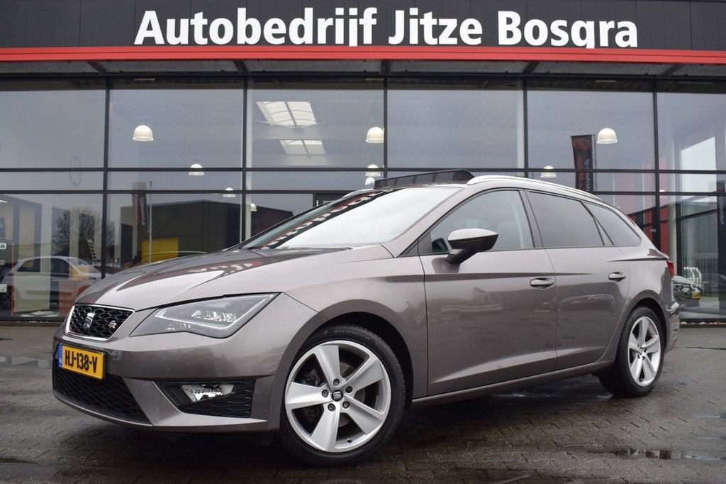 SEAT Leon ST 1.4 TSi FR Connect LED | Panoramadak | Leder/Al, Auto's, Seat, Gebruikt, 4 cilinders, Leon, Zilver of Grijs