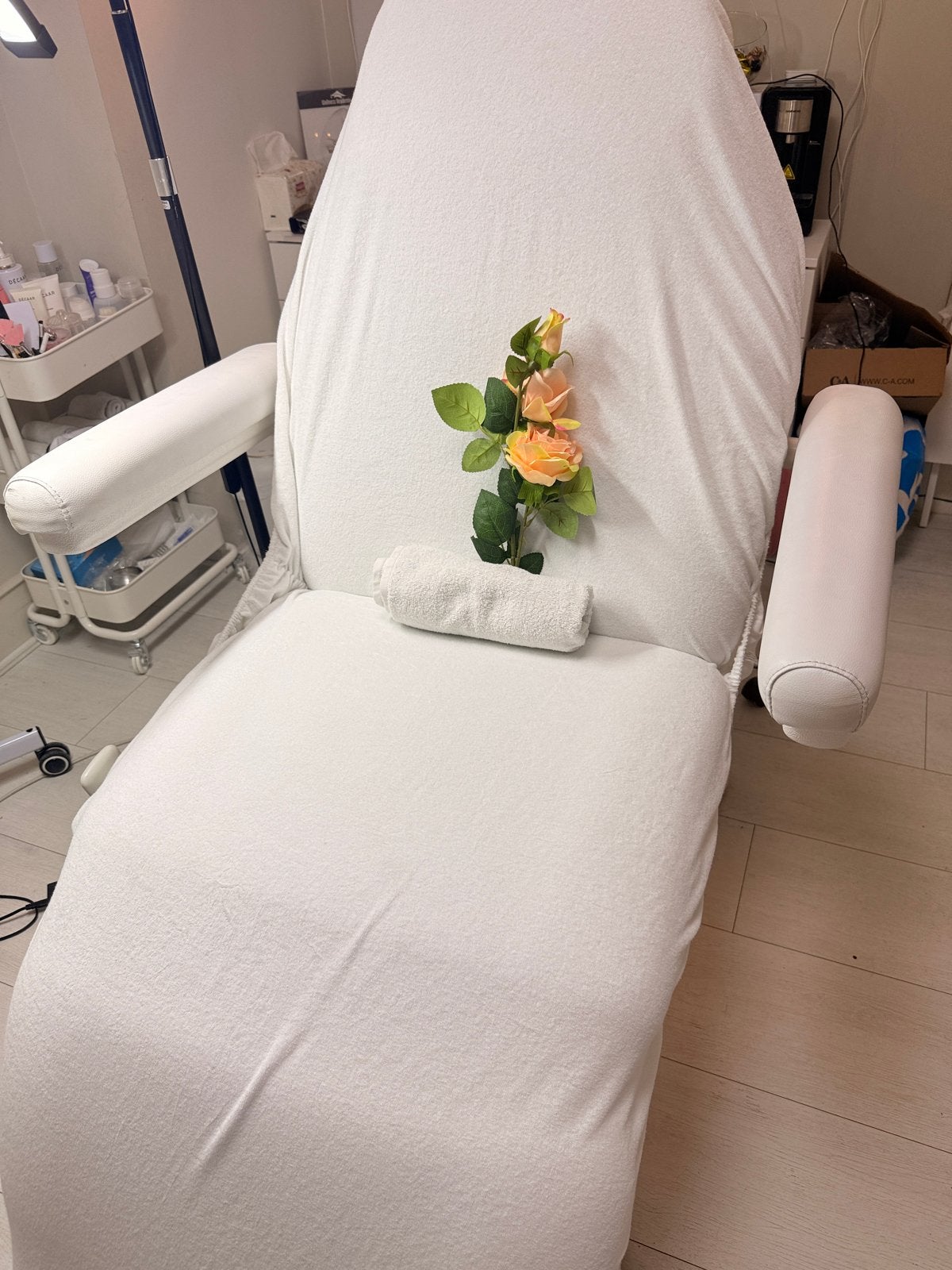 Elektrische Beauty Behandelstoel met Afstandsbediening, Diensten en Vakmensen