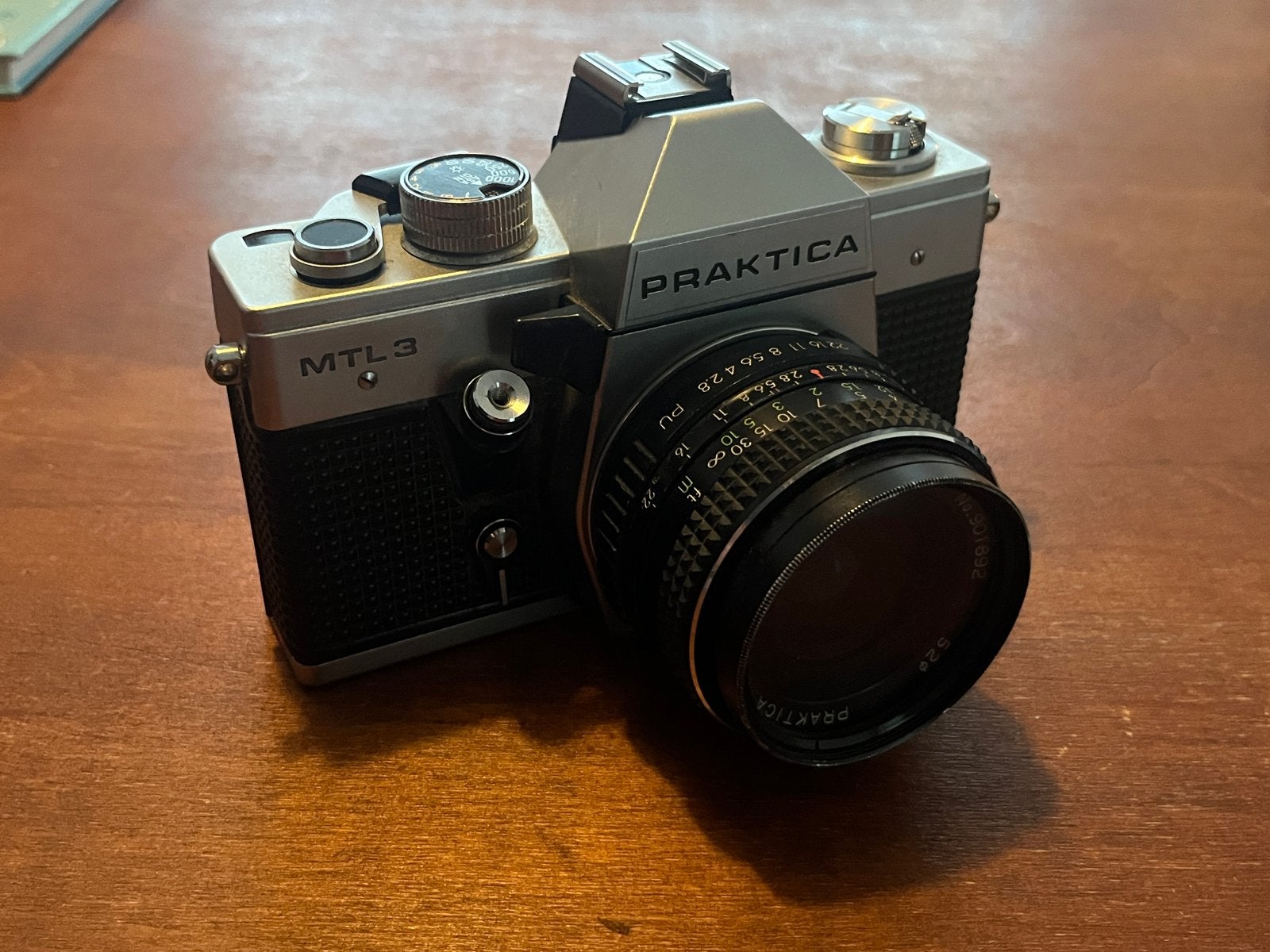 Praktica MTL3 Spiegelreflexcamera met 2 lenzen en tas, Audio, Tv en Foto, Fotocamera's Analoog, Ophalen of Verzenden, Gebruikt