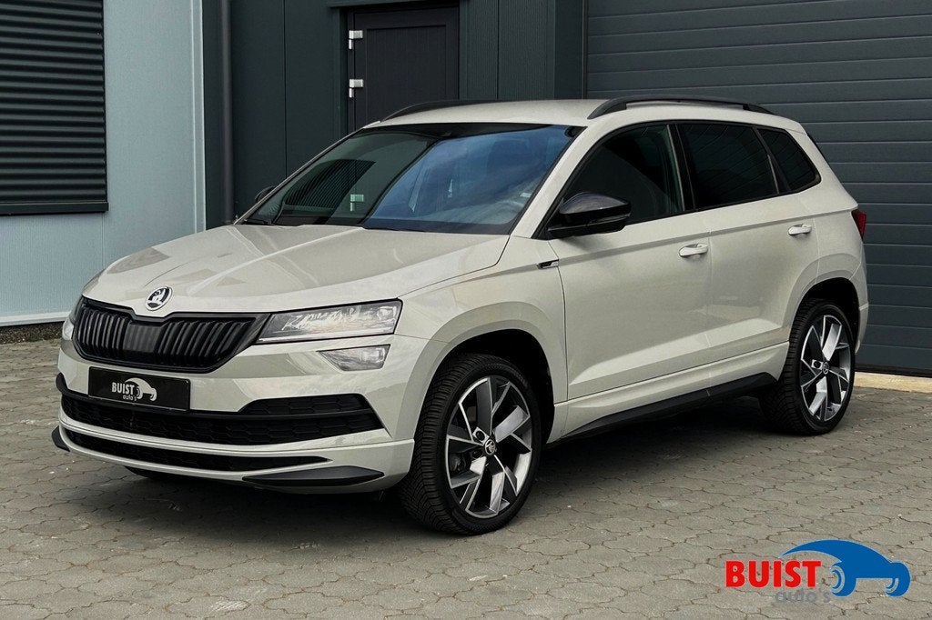 Skoda Karoq 1.5 TSI ACT 150pk DSG Sportline LED 19" KEYLESS, 4 cilinders, 150 pk, Karoq, Bedrijf