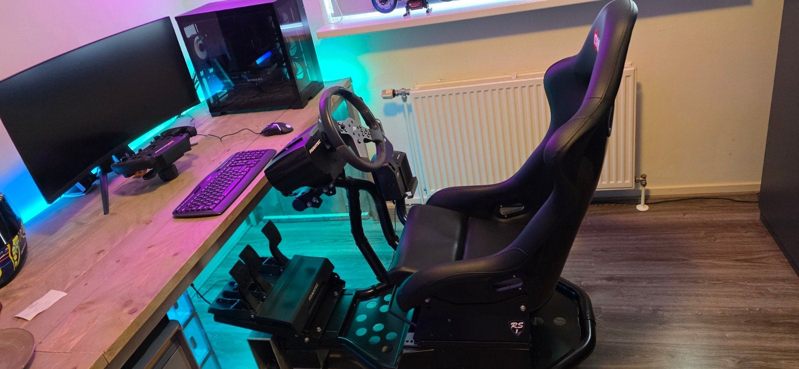 Rseat RS1 met Fanatec stuur en MSI widescreen, Ophalen, Overige merken, Zo goed als nieuw