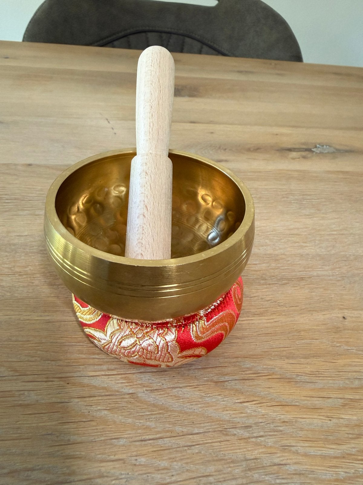 Klankschaal 8 cm met klopper en kussen, Sport en Fitness, Yoga en Pilates, Ophalen of Verzenden, Zo goed als nieuw