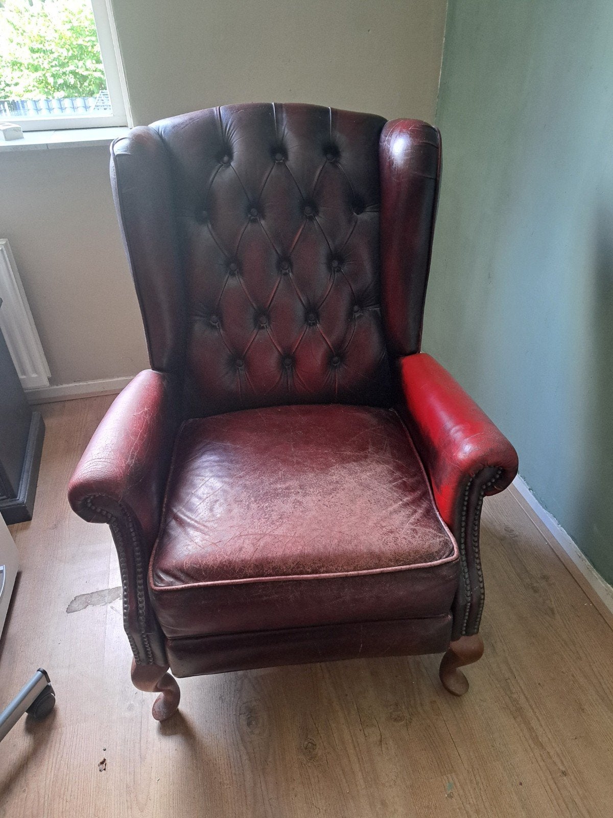 chesterfield Vintage Leren Fauteuil met Voetenbank - Klassie, Ophalen, Gebruikt, 75 tot 100 cm, Klassiek, Vintage, Chesterfield