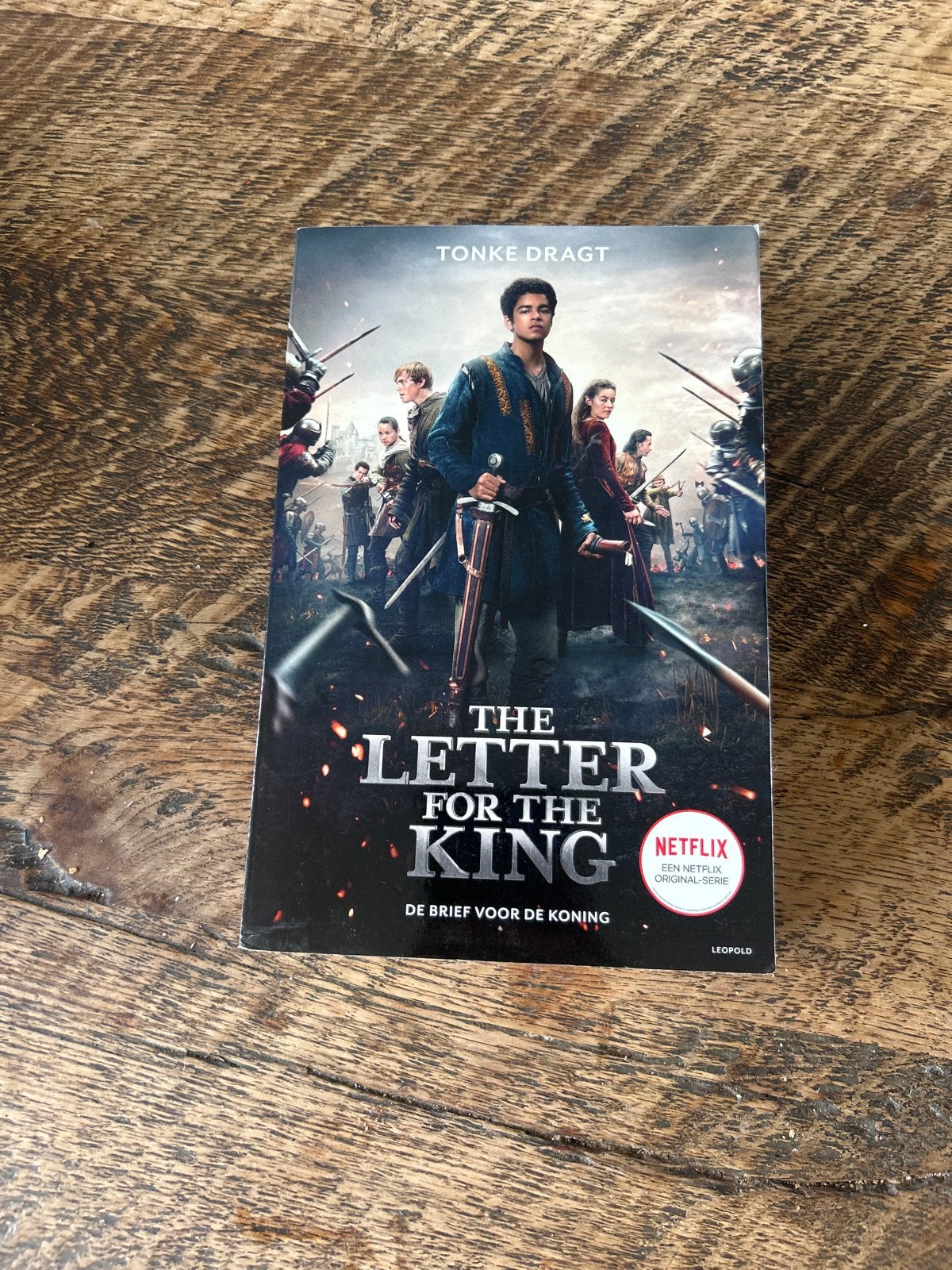 The Letter for the King - Tonke Dragt (Netflix editie), Ophalen of Verzenden, Zo goed als nieuw
