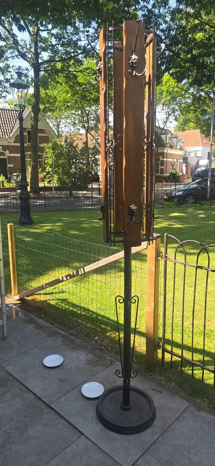 Unieke staande kapstok van hout en gietijzer, Ophalen, Gebruikt, 200 cm of meer, Staande kapstok