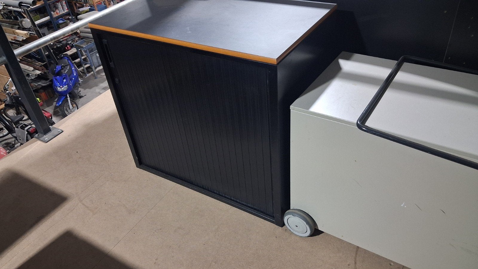 metalen roldeurkast, Huis en Inrichting, Ophalen, 50 tot 100 cm, Kantoor werkplaats, Minder dan 100 cm