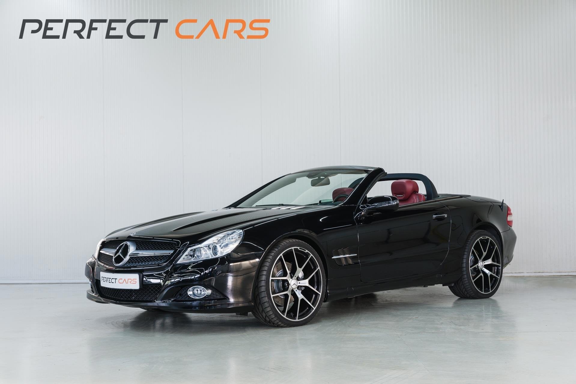 Mercedes-Benz SL-klasse 350, rood leer automaat, hard top, Y, Auto's, Mercedes-Benz, Achterwielaandrijving, Gebruikt, Cabriolet