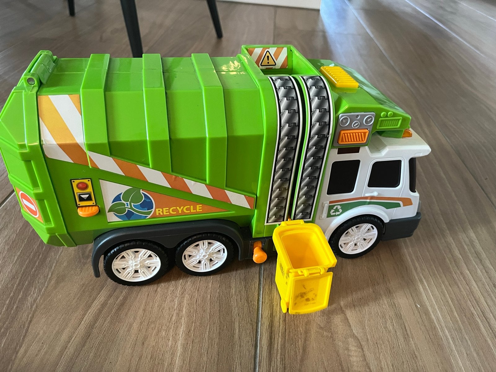 Elektrische Vuilniswagen, Ophalen, Gebruikt