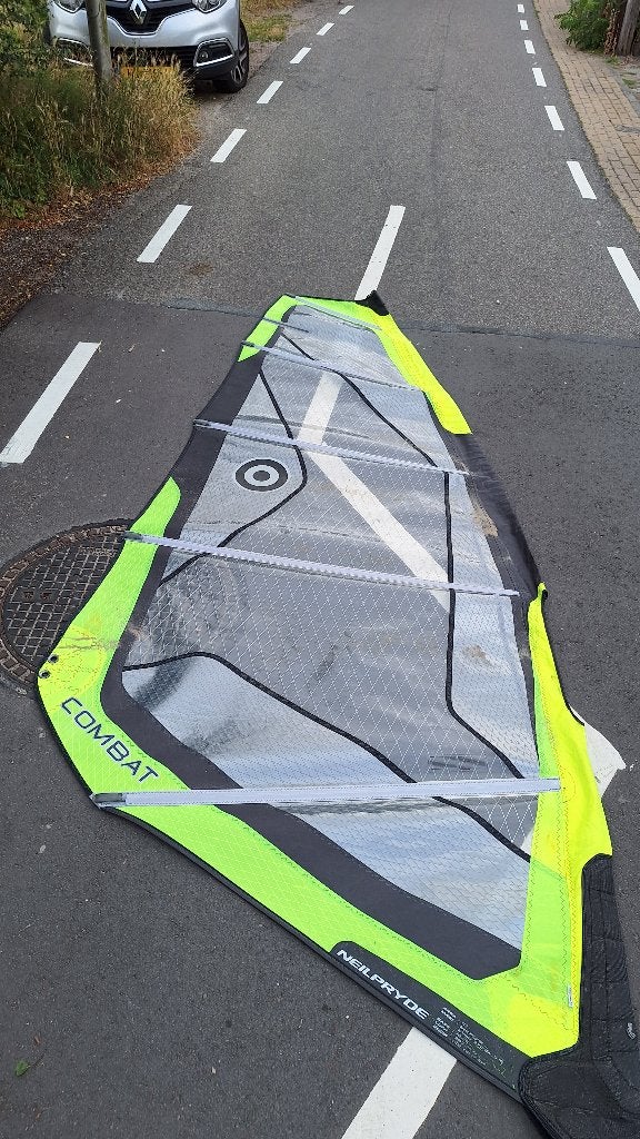 Neilpryde Combat Wave 4.1 en 4.5, Watersport en Boten, Windsurfen, Ophalen, Gebruikt, 3.5 tot 5 m², Minder dan 250 cm