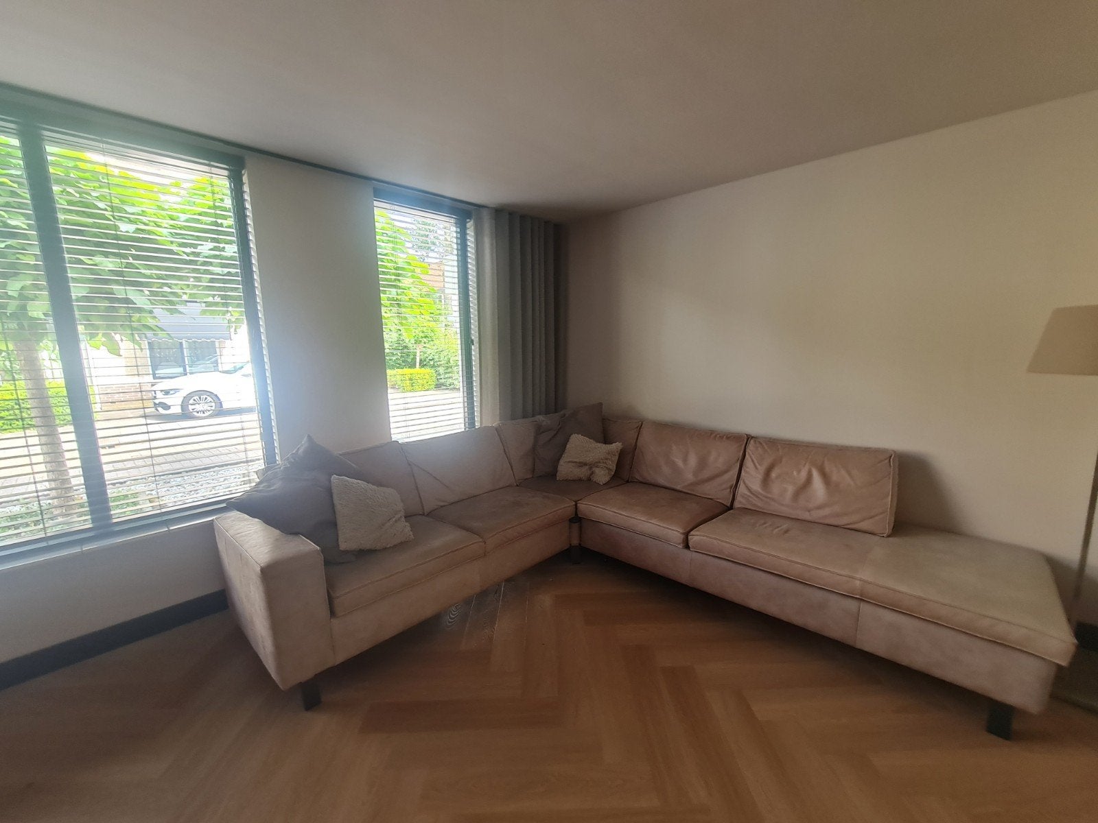 Comfortabele Hoekbank - Beige/Lichtbruin, Ophalen, Modern, Comfortabel, 250 tot 300 cm, Gebruikt