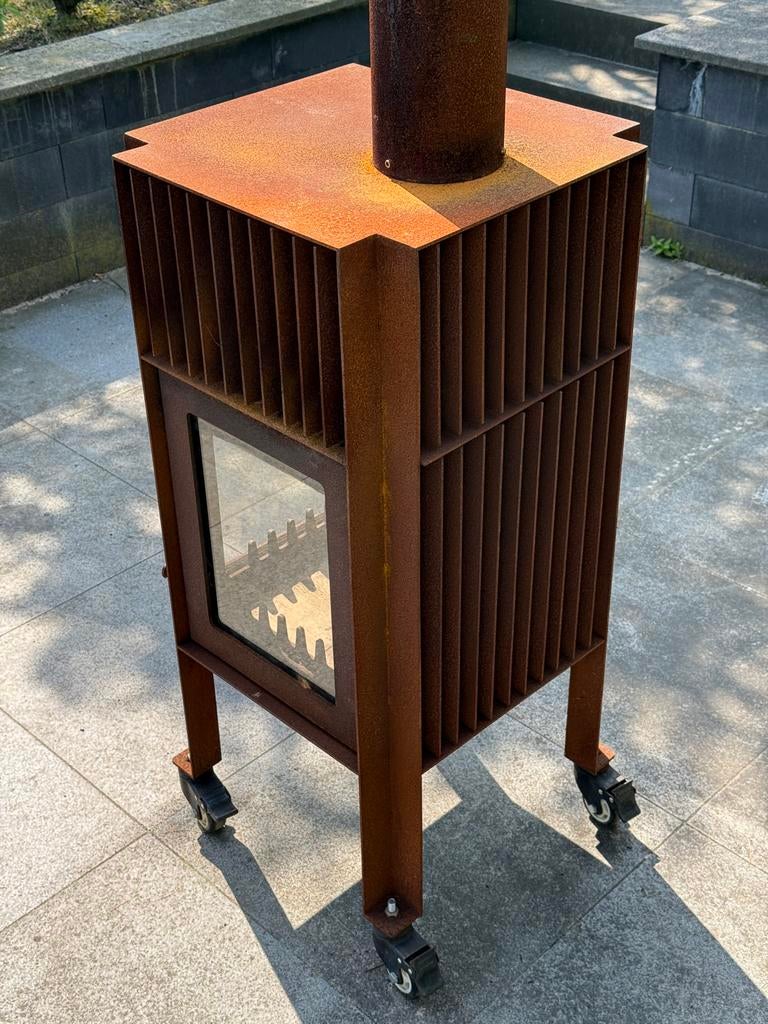 Cortenstaal Tuinkachel met Oven en Wielen, Ophalen, Gebruikt