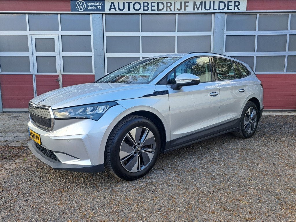 Skoda ENYAQ iV 60 180 Pk Business Edition Stoelverwarming, C, Auto's, Automaat, Achterwielaandrijving, Gebruikt, Met garantie (alle)