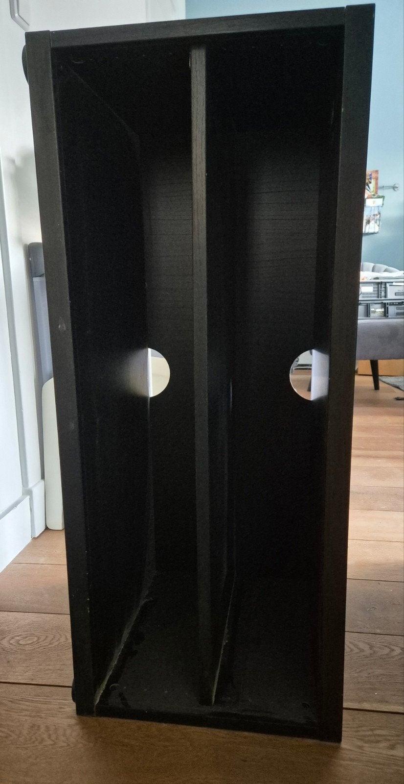 IKEA TV kastje - Zwart, compact en functioneel, Ophalen, Gebruikt, Hout, Cd's