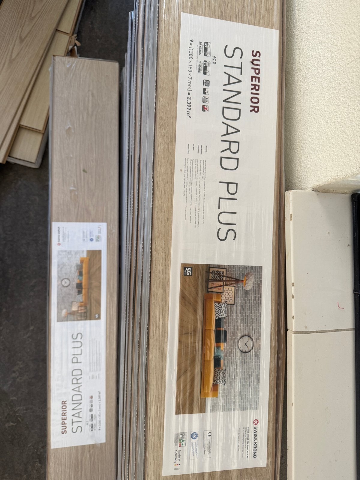 Laminaat vloer 120m2, Ophalen, 50 tot 150 cm, Nieuw, 10 m² of meer