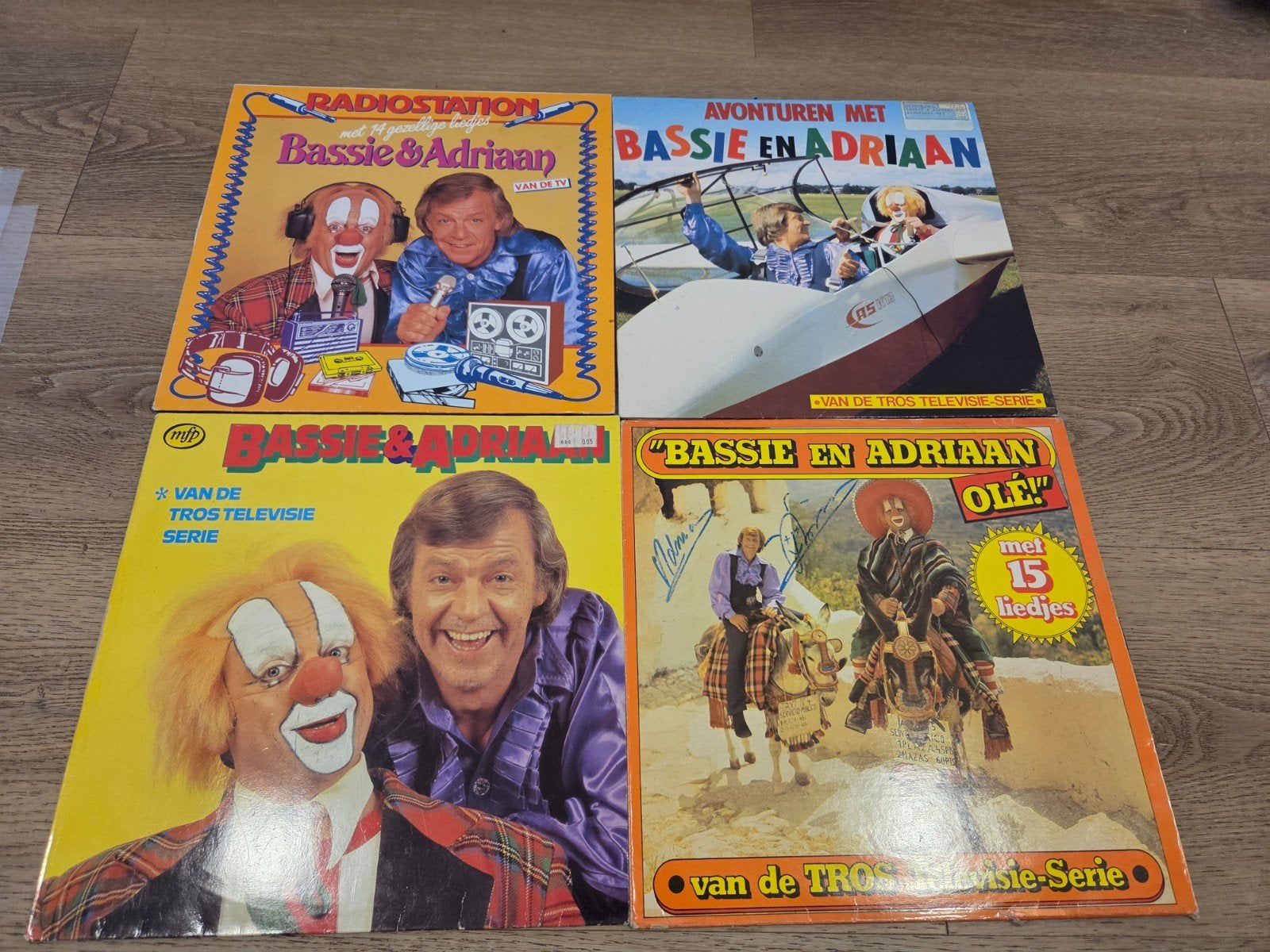 4 Bassie en Adriaan LP's - Radiostation, Avonturen, Olé, Ophalen of Verzenden