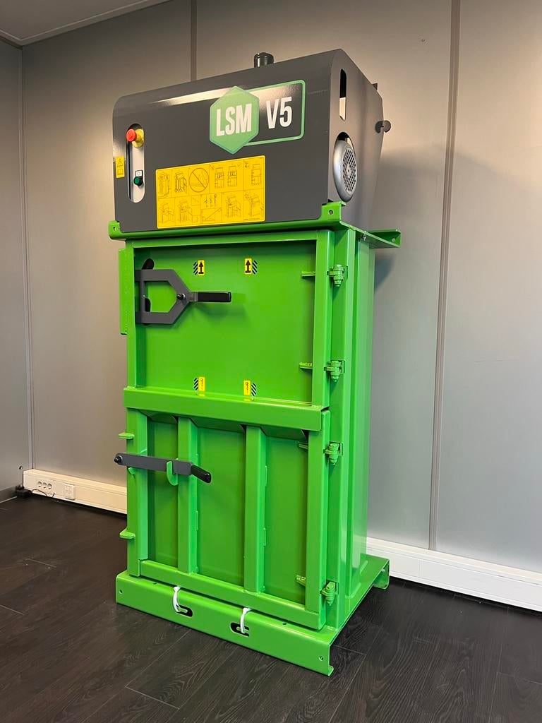 LSM V5 | 230 volt | Balenpers | Papierpers | Plasticpers, Ophalen of Verzenden, Nieuw