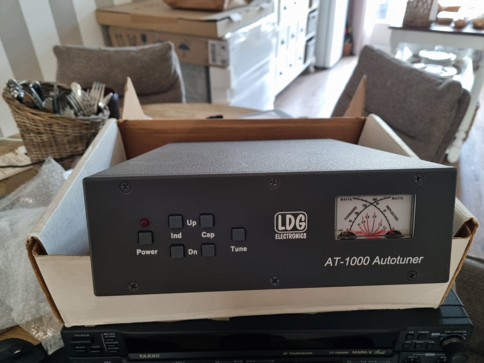 LDG AT-1000 Antenne Tuner 1 KW SSB - Defect (m2452072286) — Zenders en ...