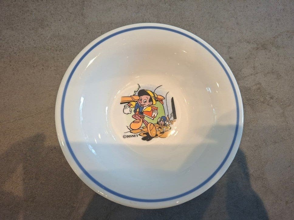 Vintage walt Disney Pinoccio, Verzamelen, Disney, Ophalen of Verzenden, Peter Pan of Pinokkio, Zo goed als nieuw, Servies