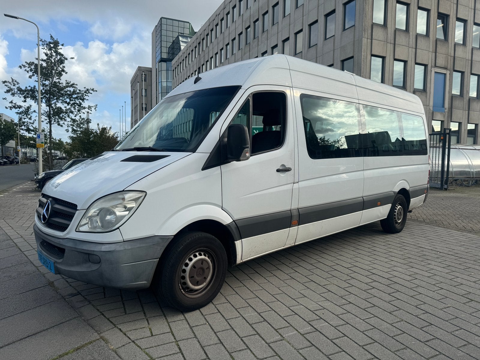 Mercedes Sprinter 2.1 311 CDI MAXI 2009 Wit 9 PERS EXPORT, Auto's, Zwart, 2000 kg, Wit, Bedrijf