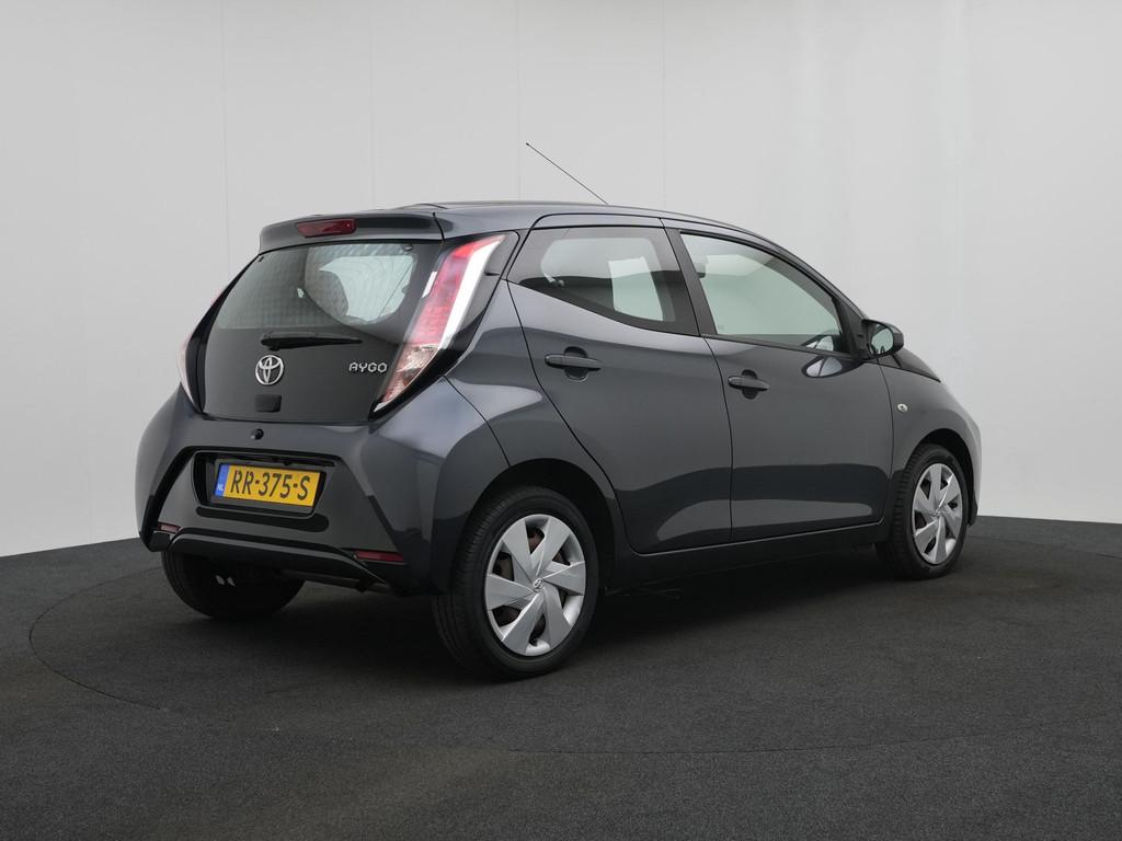 Toyota Aygo 1.0 VVT-i x-play | Achteruitrijcamera | Climate, Auto's, Toyota, Voorwielaandrijving, 12 maanden, Stof, Gebruikt