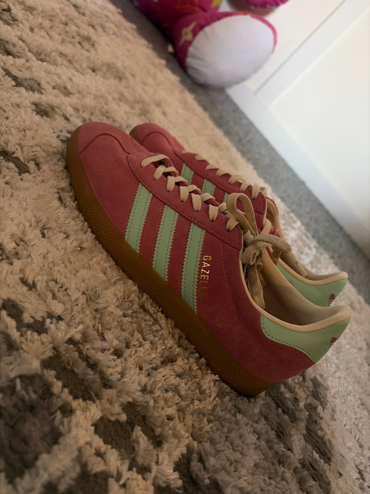 Adidas Gazelle sneakers roze/mintgroen, Ophalen, Zo goed als nieuw, Roze, Sneakers of Gympen