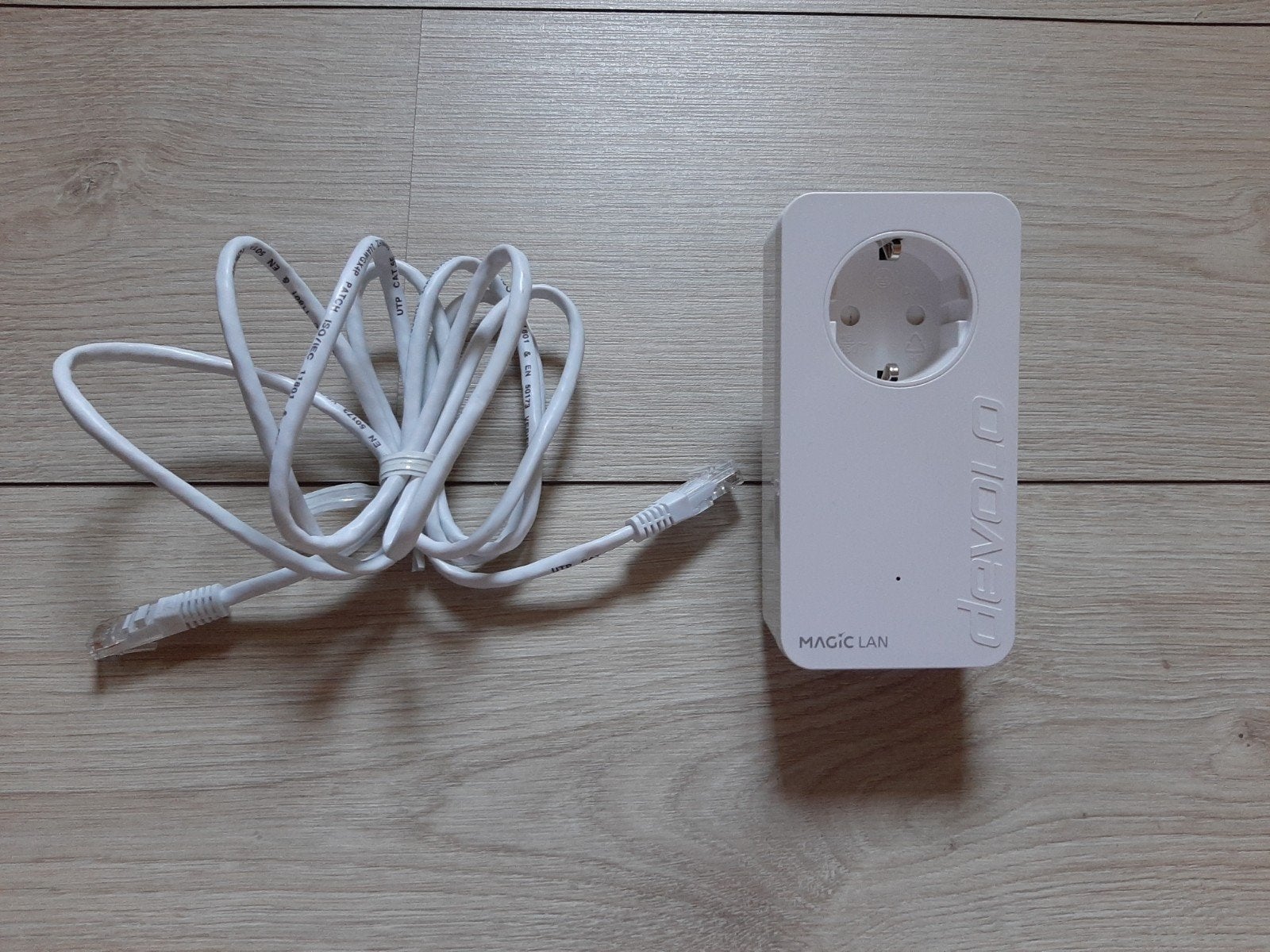 Devolo Magic 1 LAN 1-1 WiFi Versterker Powerline Adapter, Computers en Software, WiFi-versterkers, Ophalen of Verzenden, Zo goed als nieuw