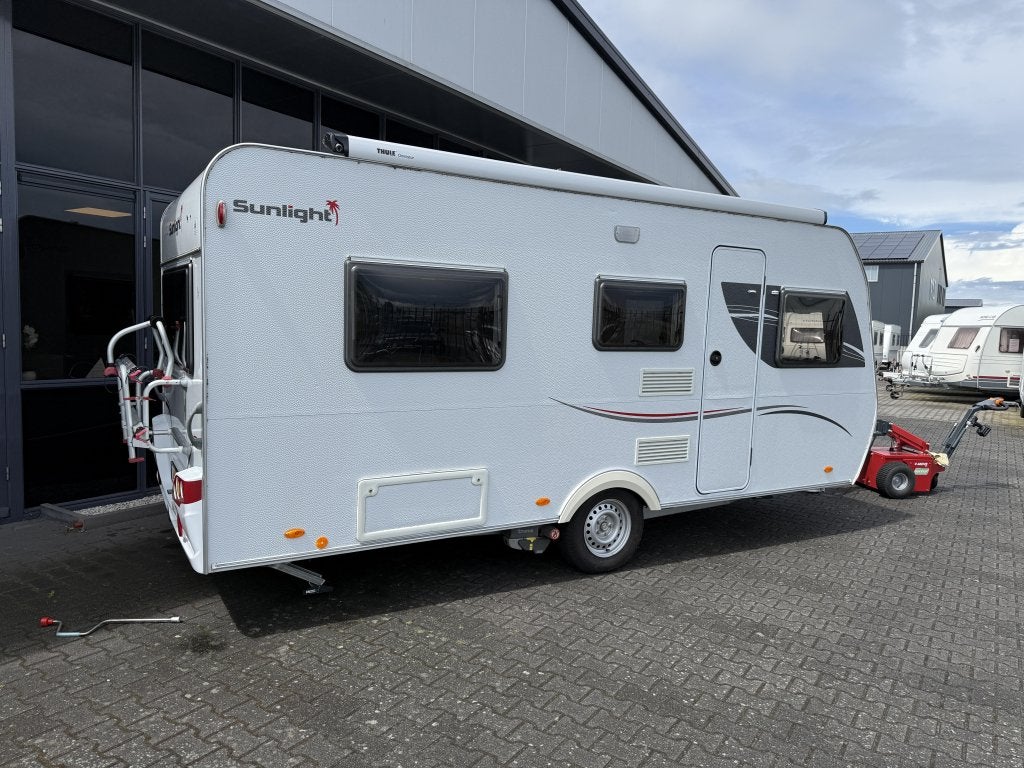 Sunlight C 46 V 2 Aparte bedden 205cm leeg 870KG BJ2017, Sunlight, Bedrijf, Treinzit, 4 tot 5 meter