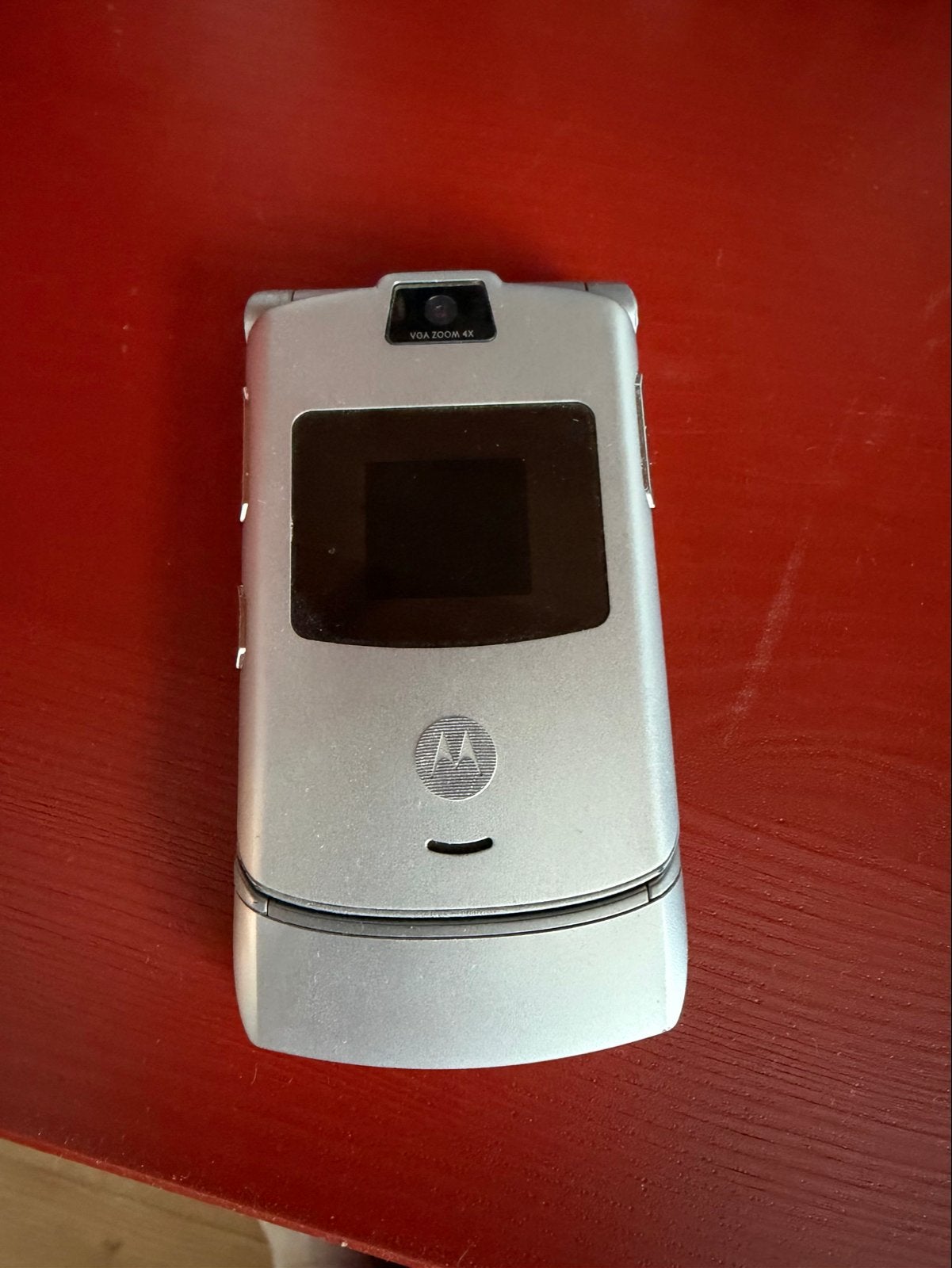 Motorola Razr V3 - Klassieke Inklaptelefoon, Telecommunicatie, Gebruikt, Fysiek toetsenbord, Inklapmodel, Ophalen of Verzenden