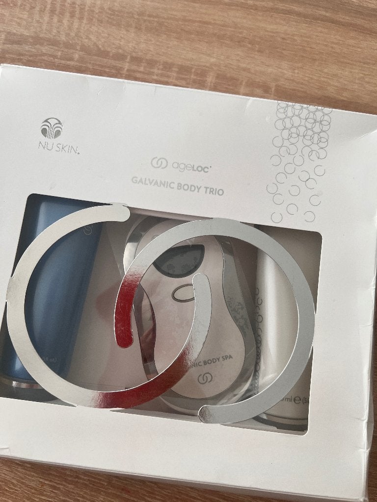 Nieuw! Nu Skin ageLOC Galvanic Body Trio – complete set, Sieraden, Tassen en Uiterlijk, Uiterlijk | Lichaamsverzorging, Ophalen