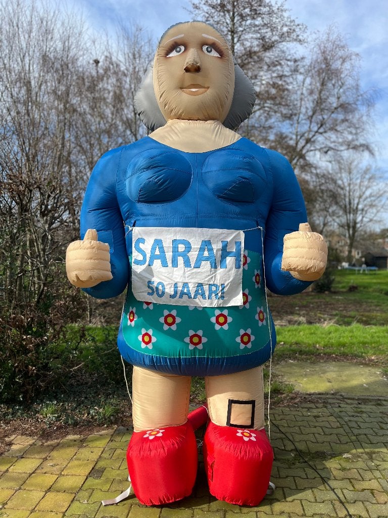Te huur: Sarah Klassiek, Hobby en Vrije tijd, Feestartikelen | Verhuur, Zo goed als nieuw, Abraham of Sarah, Ophalen
