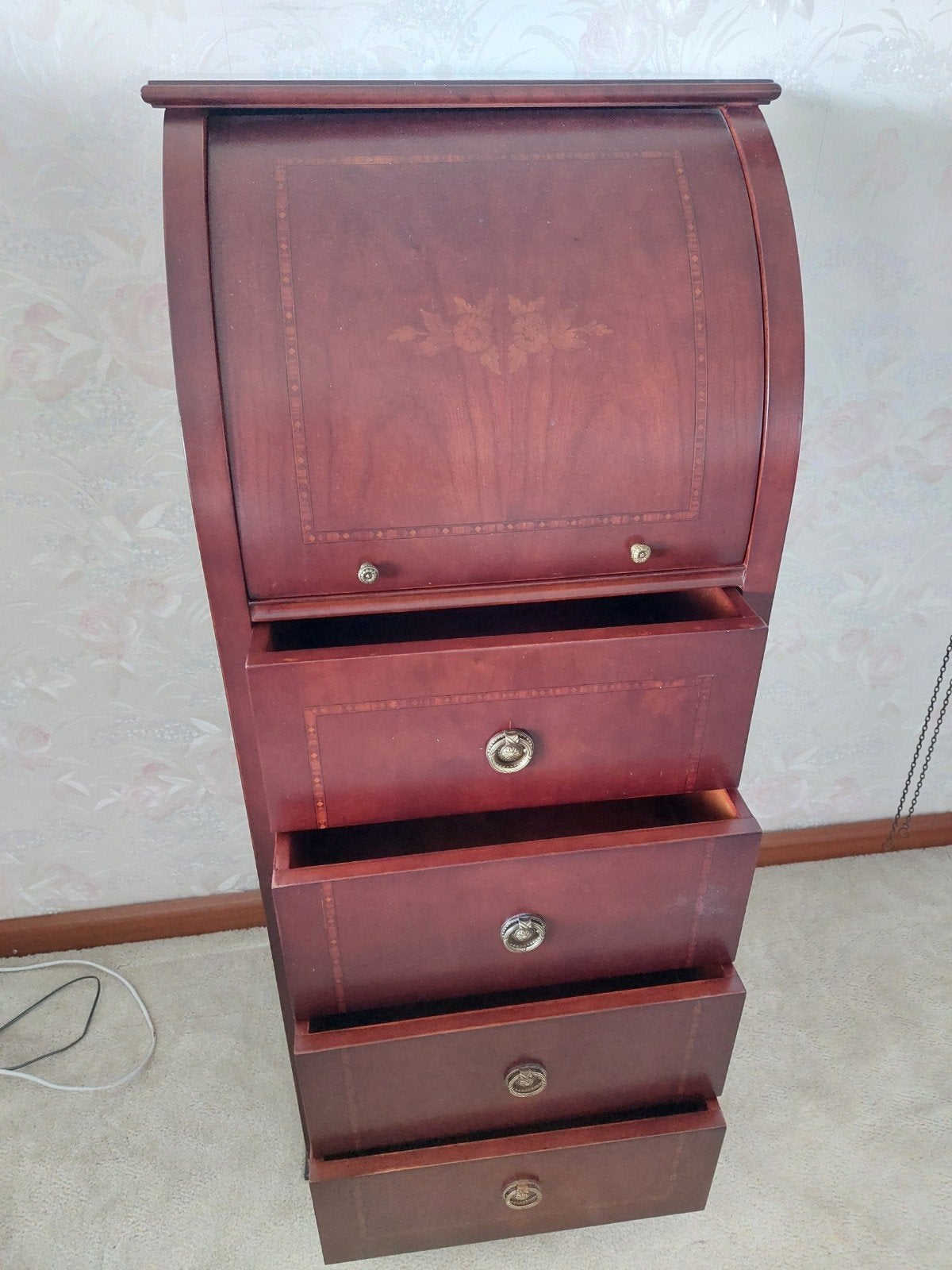 Brocante ladekast met rolluik en uitschuifbaar blad, Ophalen