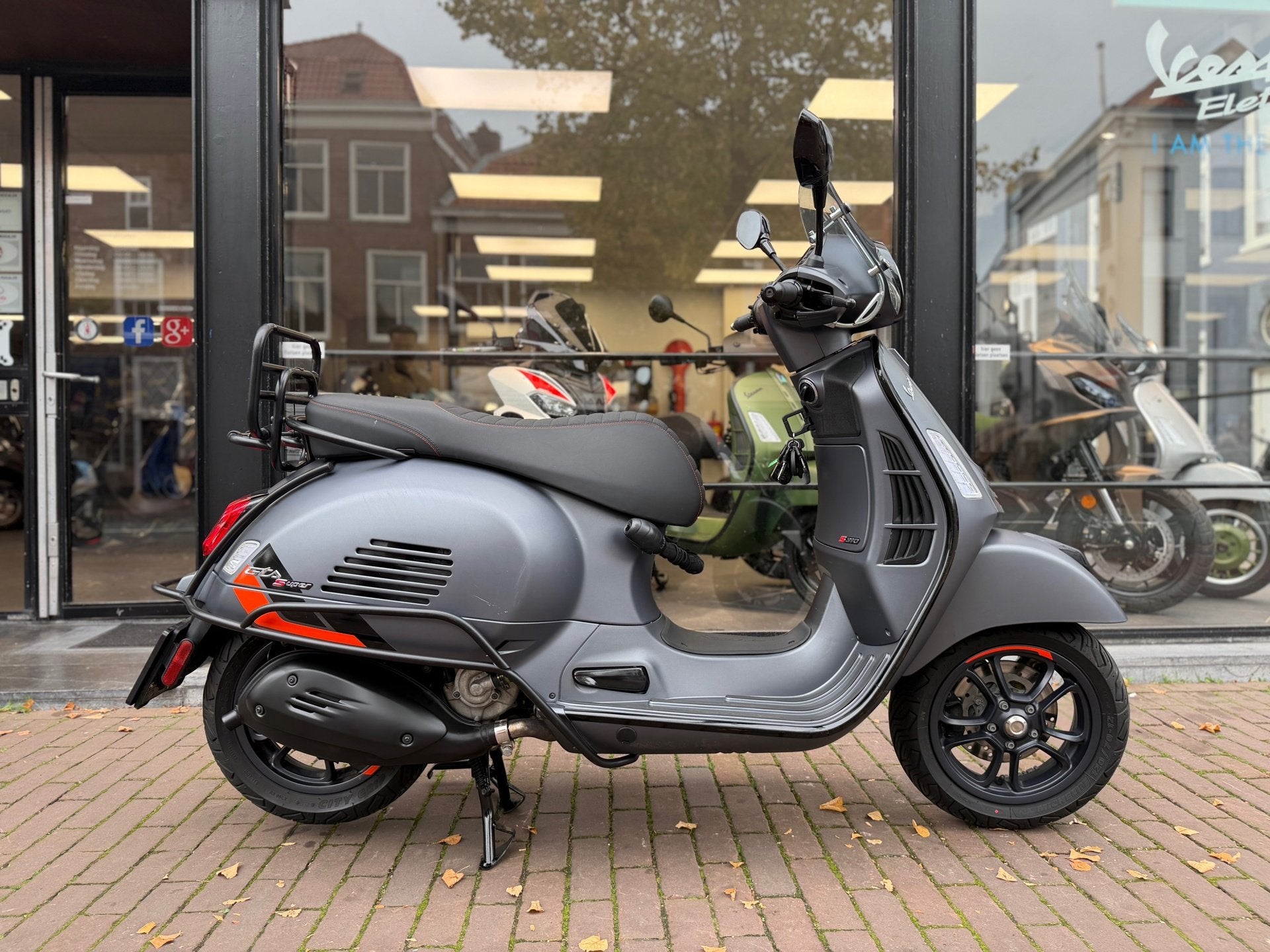 Vespa GTS 310 SuperSport HPE 2025 Euro5+| Fabrieksgarantie 2, Motoren, Scooter, 310 cc, ABS, Automaat