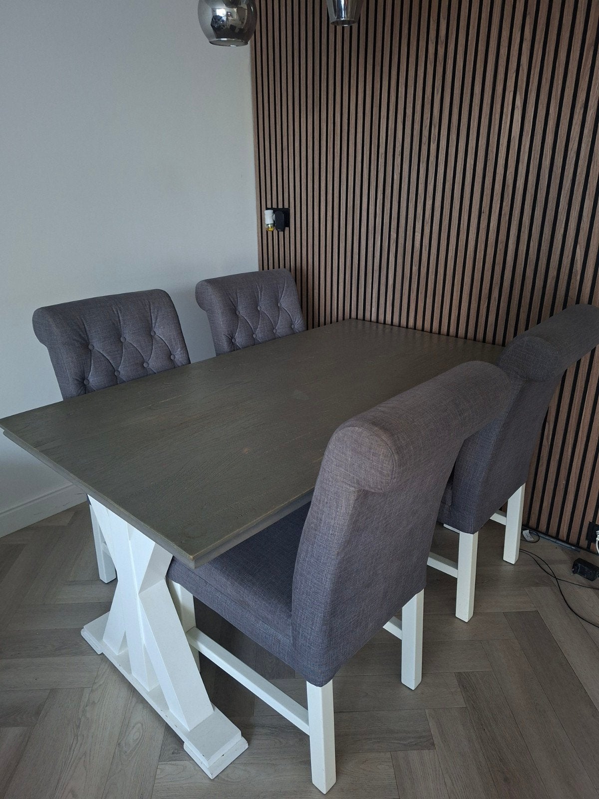 Eeetafel met 4 stoelen Bommel meubelen., Ophalen, Gebruikt, Modern