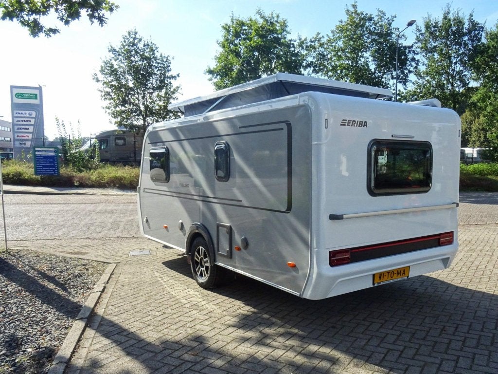Eriba Feeling 425 Witoma 50 mover actie, Fietsenrek, Standaardzit, Bedrijf, 4 tot 5 meter