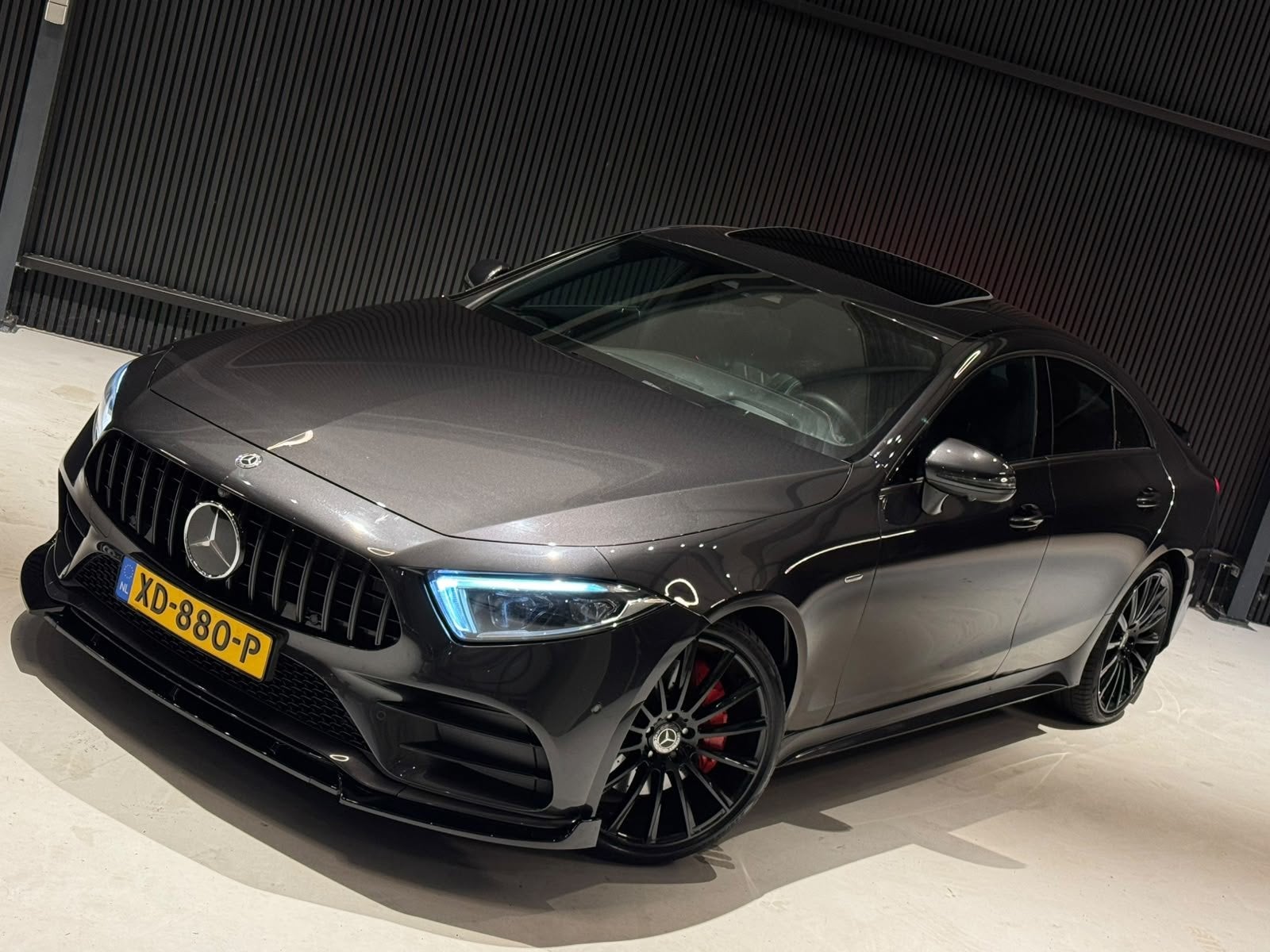 Mercedes-Benz CLS-klasse 450 4MATIC Premium Plus | Edition 1, Auto's, Automaat, Gebruikt, 367 pk, Leder