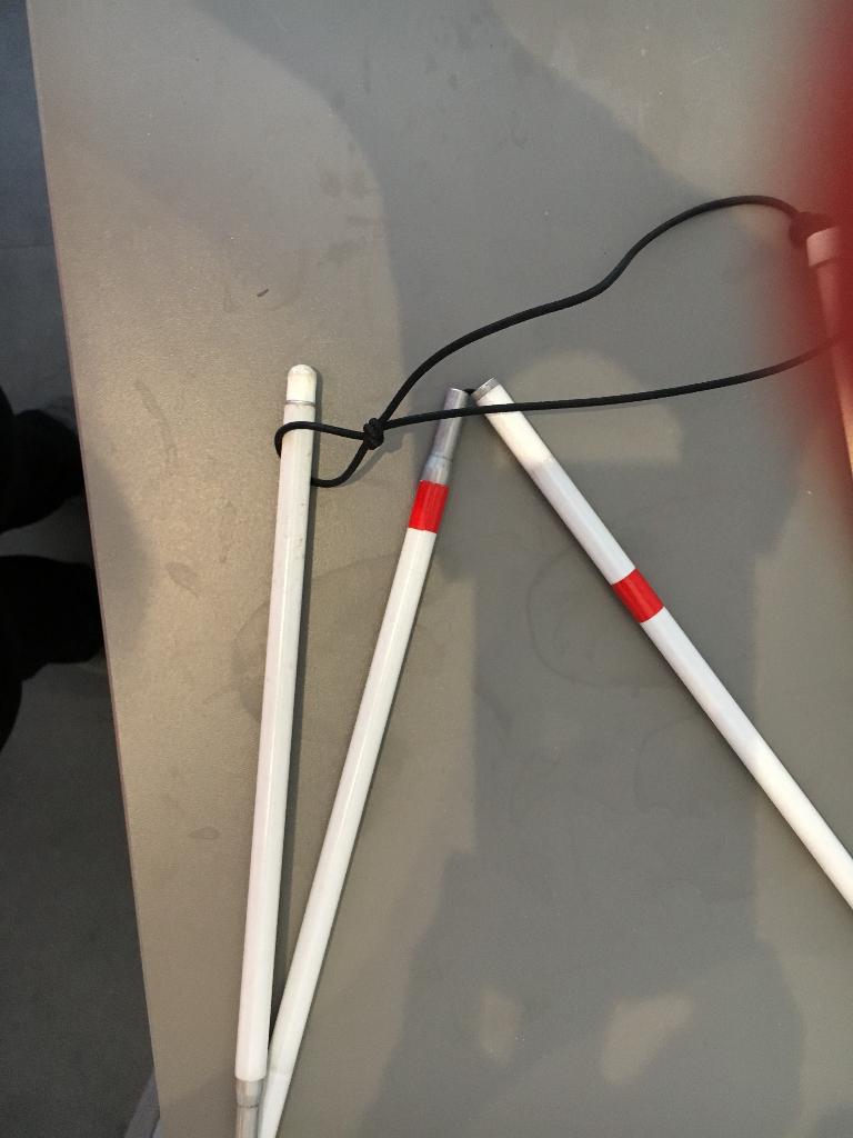 Rood Witte zichtstokje (voor mensen met visuele beperking), Diversen, Ophalen of Verzenden, Zo goed als nieuw