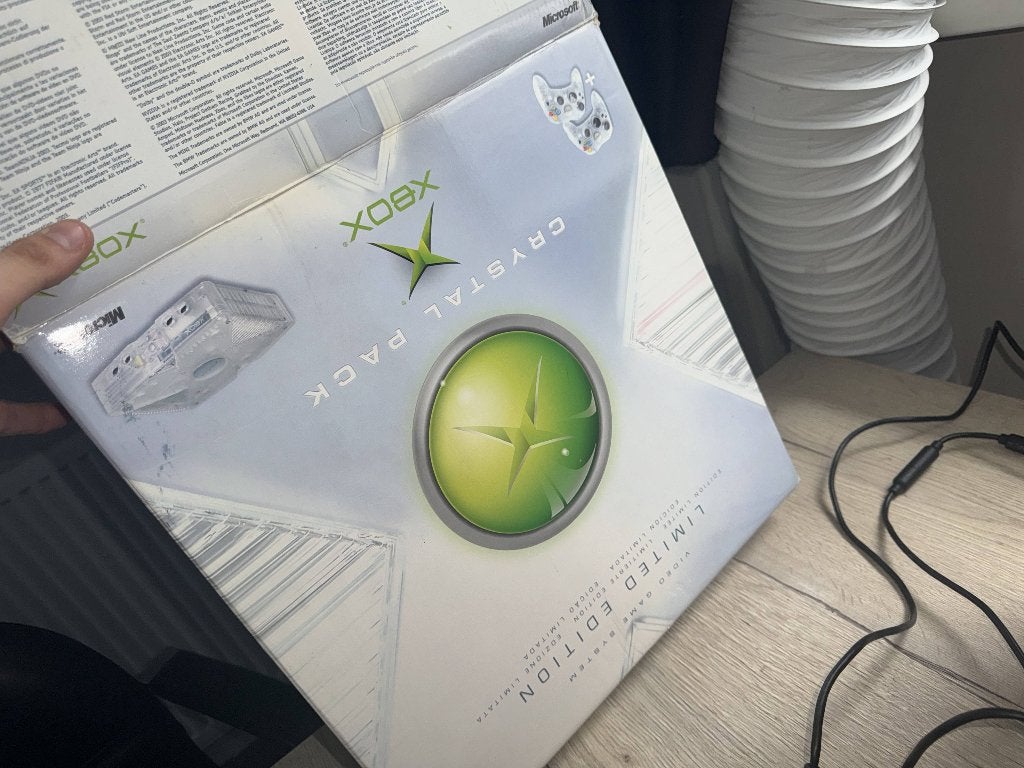 Xbox Crystal Edition, Spelcomputers en Games, Ophalen, Zo goed als nieuw, Met 2 controllers, Crystal/doorzichtig