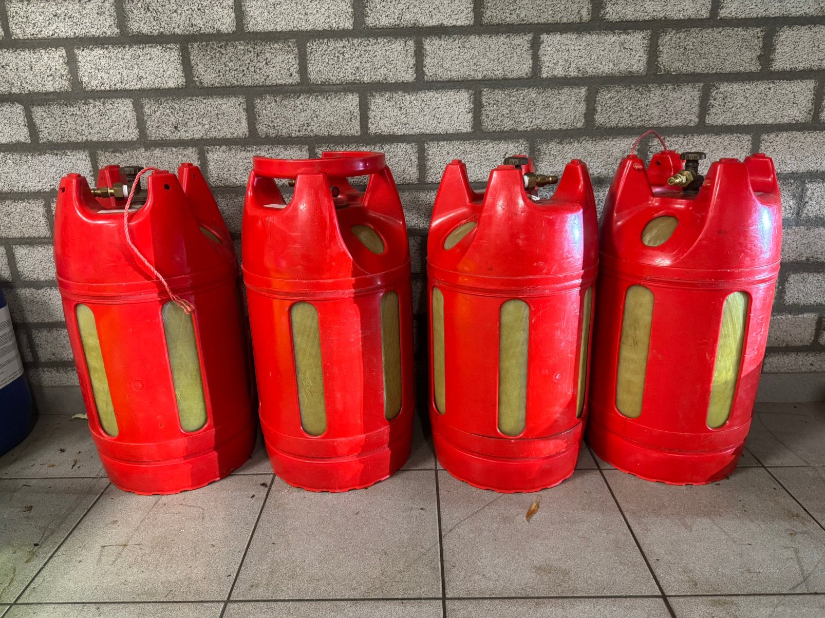 4 composiet gastanks (25 liter), Watersport en Boten, Ophalen, Gebruikt, Overige typen